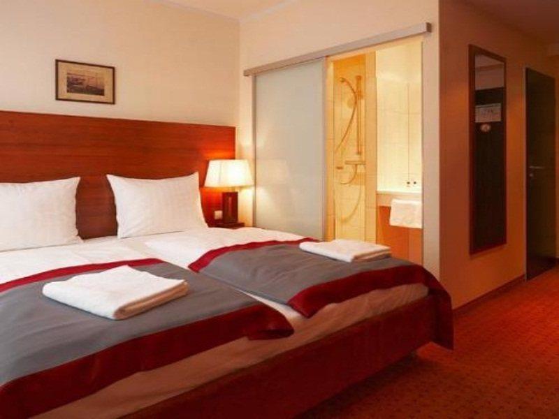 Ivbergs Hotel Messe Nord Berlin Exterior photo